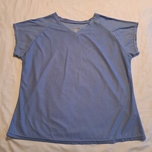 HIND women's size XL light purple shirt with a hint of blue has minor defect